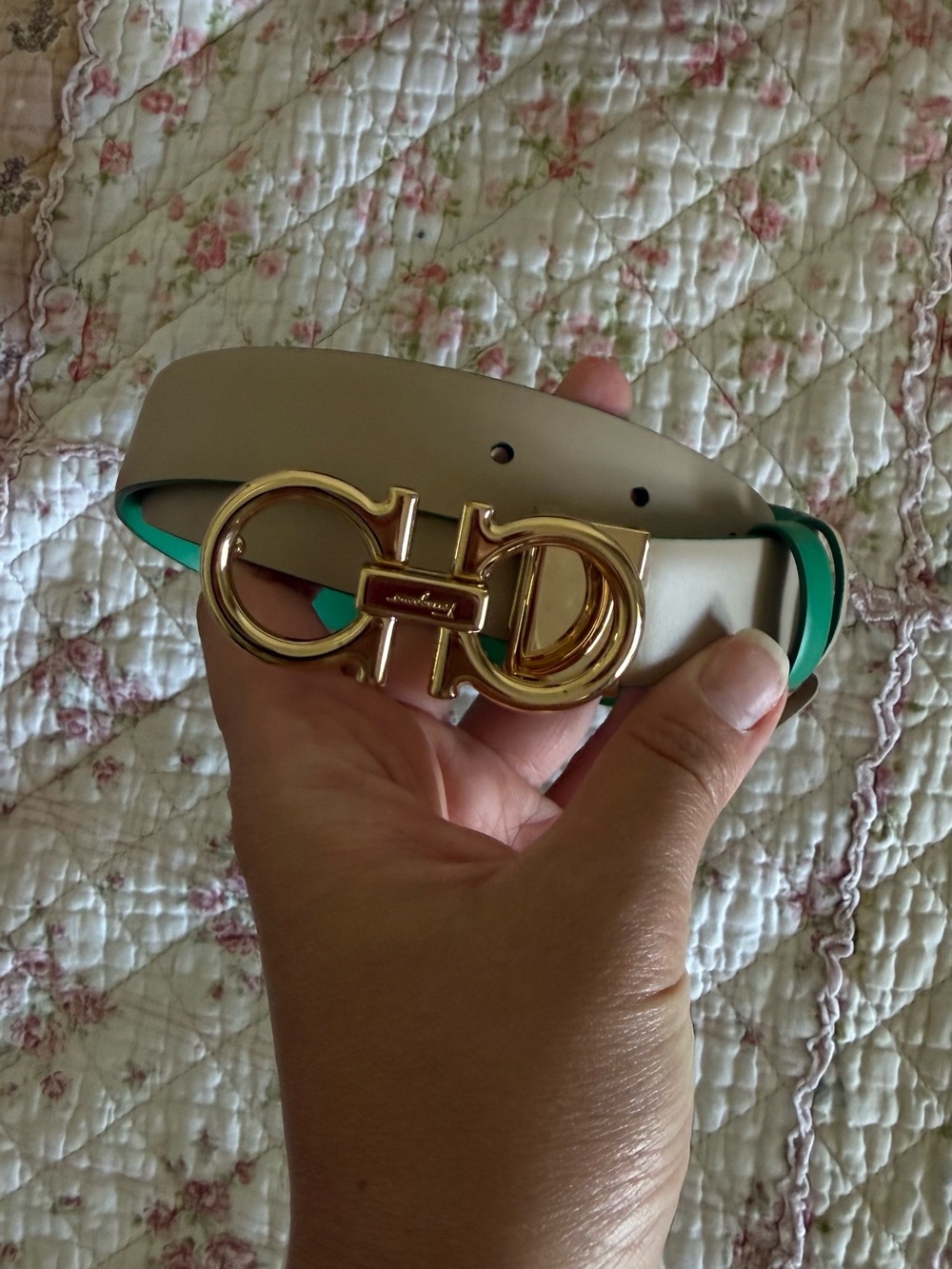 Salvatore Ferragamo Gold Double Gancini Buckle Belt - Cream Strap